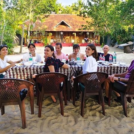 Marari Beach paradise Mararikulam Bagian luar foto